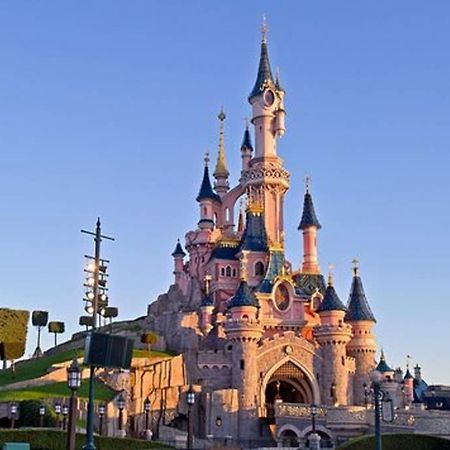 F2 proche gare et toute commodité Château-Thierry Exterior foto